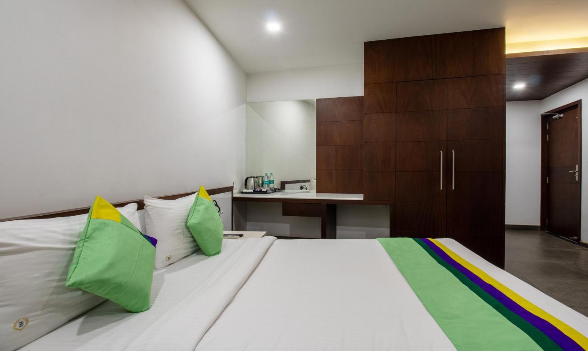 Hotel Treebo Brahma, Wayanad Sultan Bathery Esterno foto